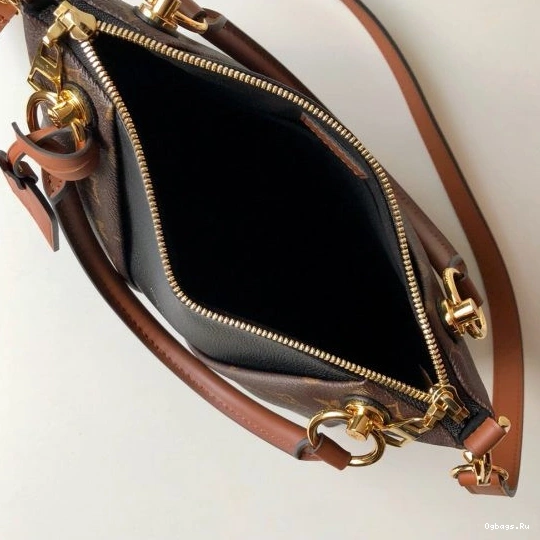 BB Louis Tote Vuitton V 0523